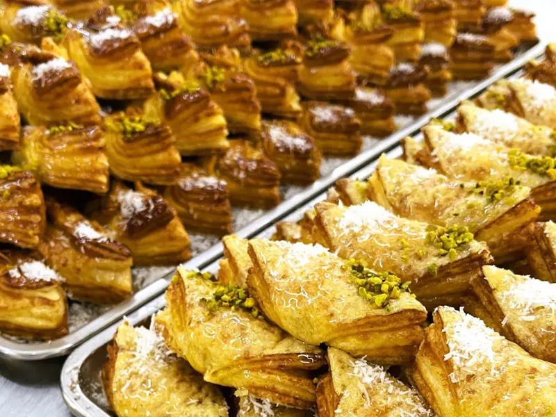 انواع شیرینی مارسبانی؛ طرز تهیه شیرینی مارسبانی نارگیلی + شیرینی نارنجک مارسبانی