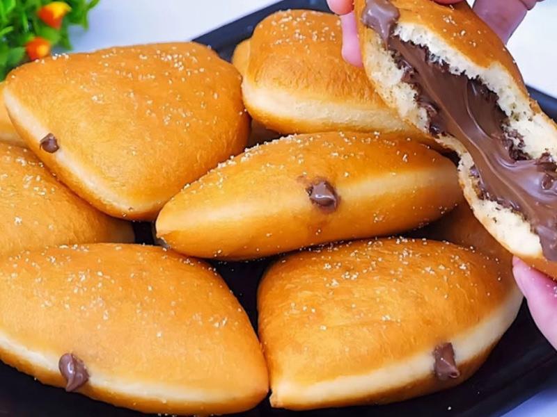 قیمت و دستور کامل شیرینی شیرازی نوتلا | راهنمای خرید و تهیه کیک نوتلا کافی‌شاپی و تولد