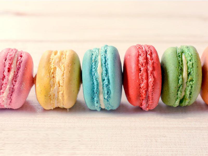 قیمت و خرید شیرینی فرانسوی | طرز تهیه شیرینی فرانسوی شکلاتی، خامه‌ای، تر و برشی