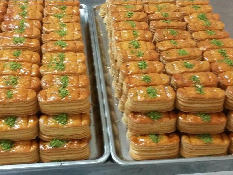 قیمت شیرینی خشک امروز | بررسی قیمت شیرینی خشک مجلسی، قیمت هر کیلو شیرینی خشک ۱۴۰۴