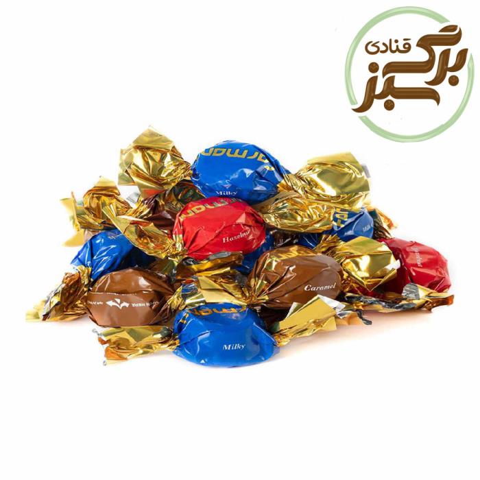شکلات میکس مغزدارفرمند